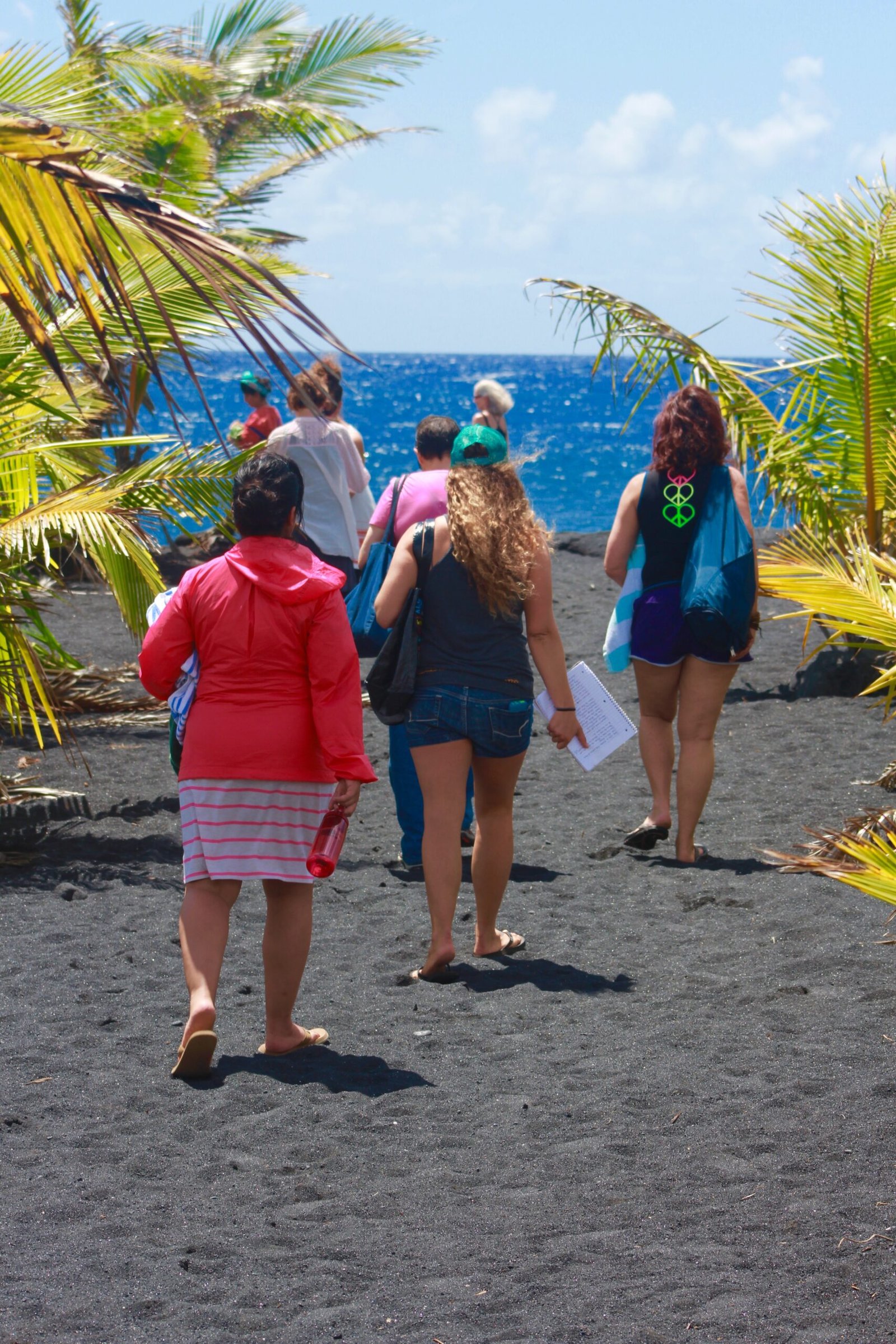 On the way to the beach (c) Loba Wakinyan Azul